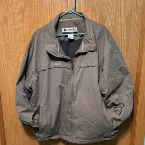 Columbia Men's Tan Windbreaker